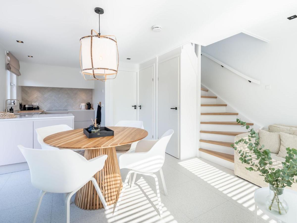 Cosy Holiday Home In Oostkapelle With A Garden Bagian luar foto
