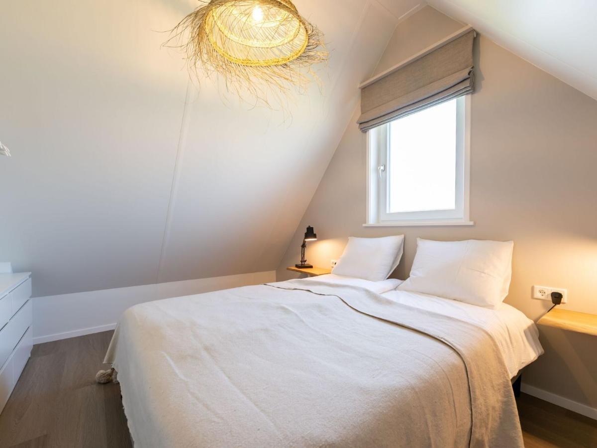 Cosy Holiday Home In Oostkapelle With A Garden Bagian luar foto