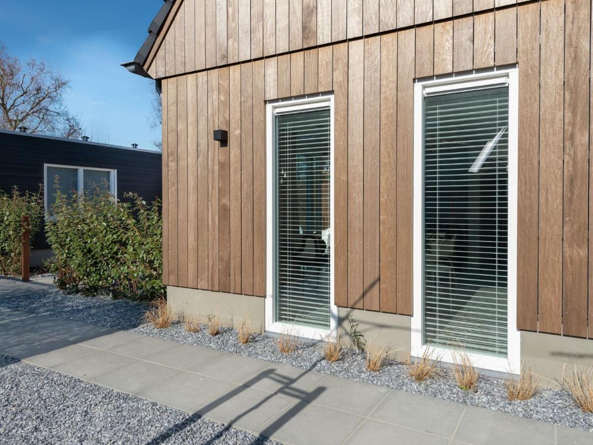 Cosy Holiday Home In Oostkapelle With A Garden Bagian luar foto