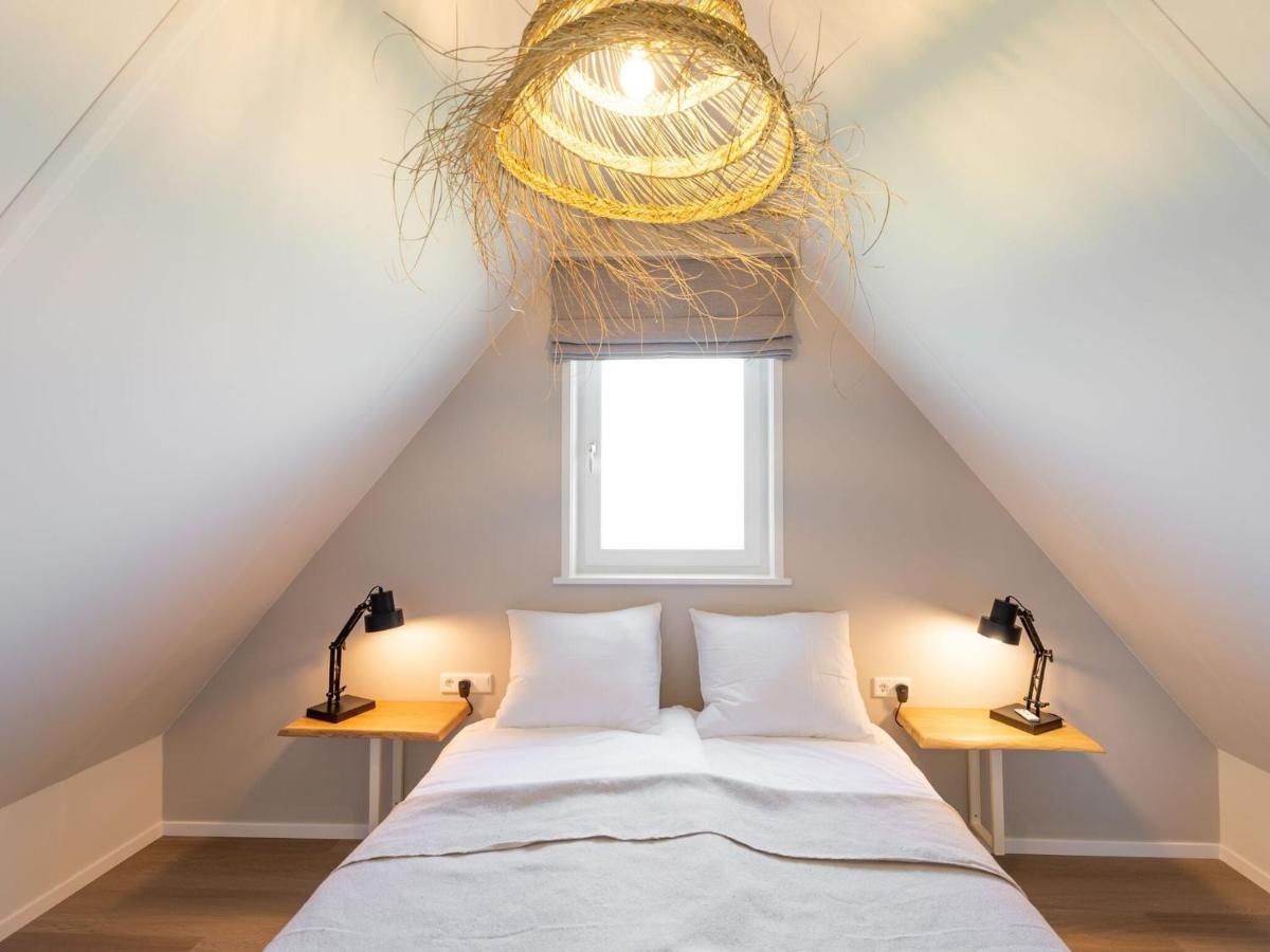 Cosy Holiday Home In Oostkapelle With A Garden Bagian luar foto