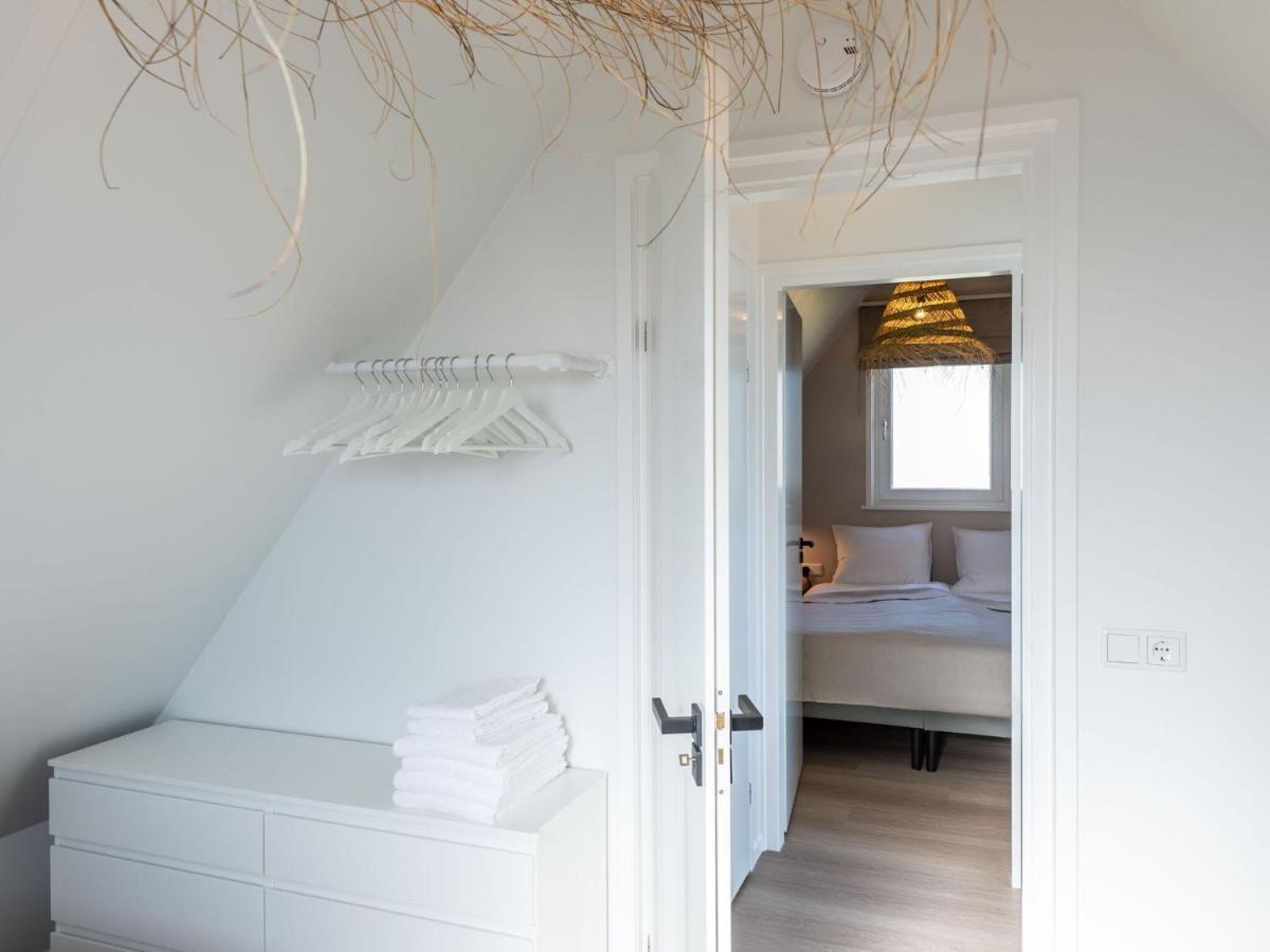 Cosy Holiday Home In Oostkapelle With A Garden Bagian luar foto